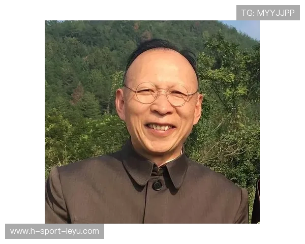 赛后访谈：李明感谢队友，目标更高！，李明的行为最近在班上引起争议,原来李明平时爱说谢谢